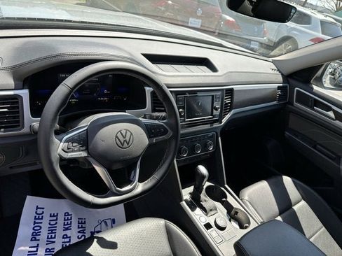 Used 2022 Volkswagen Atlas SE image 18