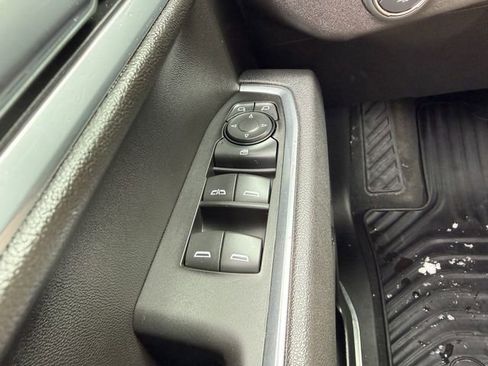 Used 2025 Chevrolet Silverado 1500 LT AWD/4WD image 18
