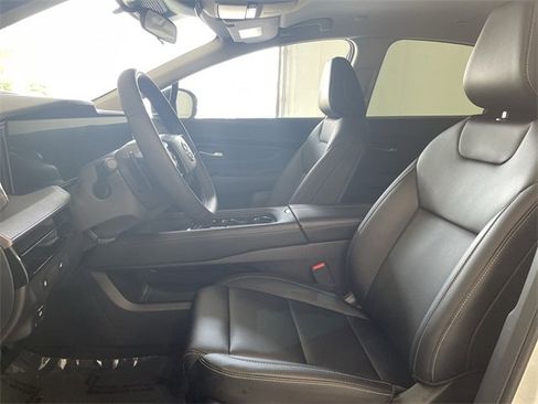 Certified 2025 Nissan Murano SV image 22