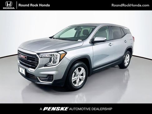 Used 2024 GMC Terrain SLE image 1