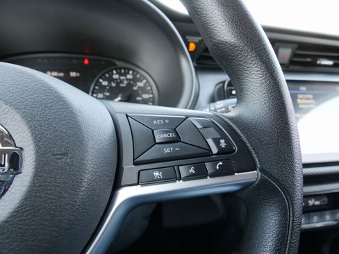 Used 2021 Nissan Kicks SV image 23