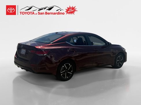 Used 2025 Nissan Sentra SV FWD image 5
