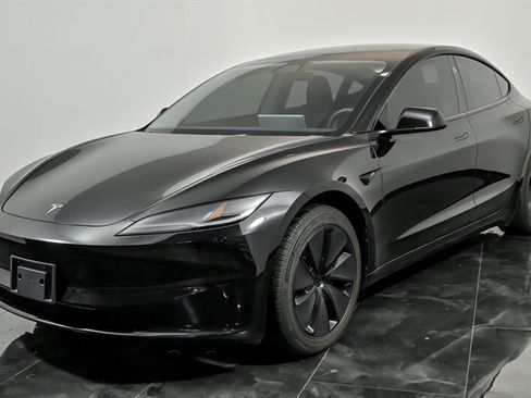 Used 2024 Tesla Model 3 Long Range RWD image 5
