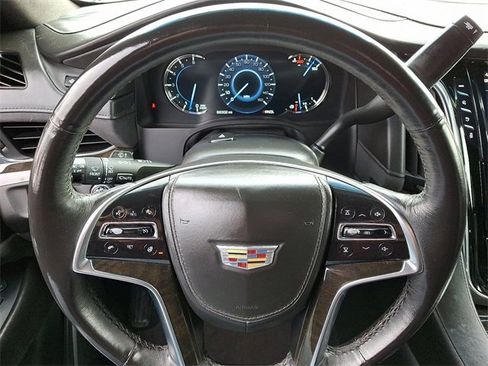 Used 2017 Cadillac Escalade ESV Platinum image 23