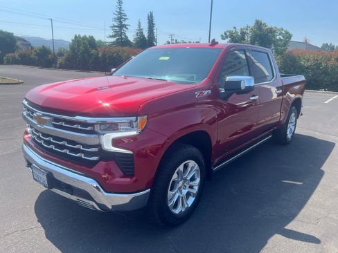 Used 2024 Chevrolet Silverado 1500 LTZ w/ LTZ Premium Package image 5