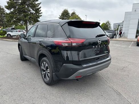 Certified 2023 Nissan Rogue SV w/ SV Premium B Package AWD/4WD image 3