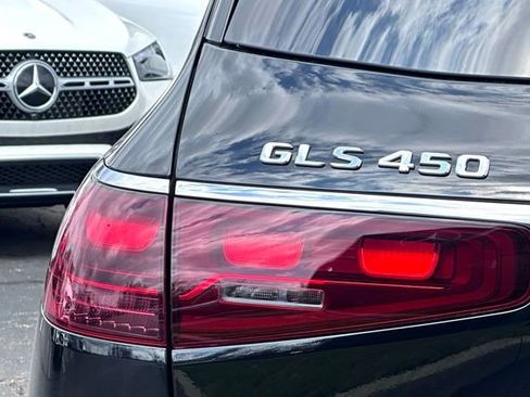 Certified 2026 Mercedes-Benz GLS 450 4MATIC image 11