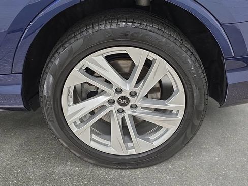 Used 2023 Audi Q7 2.0T Premium w/ Convenience Package AWD/4WD image 28