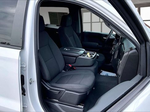 Used 2021 Chevrolet Silverado 1500 Custom w/ LPO, Dark Essentials Package AWD/4WD image 9