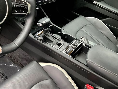 Certified 2025 Kia K5 GT-Line FWD image 16
