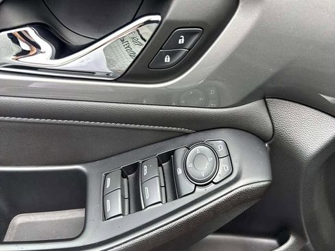 Certified 2023 Chevrolet Traverse LT image 22