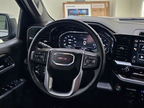 Used 2025 GMC Sierra 1500 SLT w/ SLT Premium Package AWD/4WD image 30