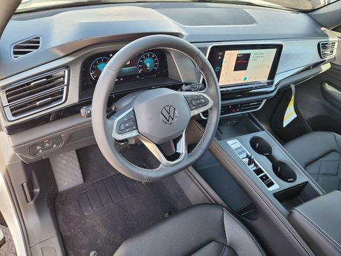 New 2026 Volkswagen Atlas Cross Sport SE AWD/4WD image 9