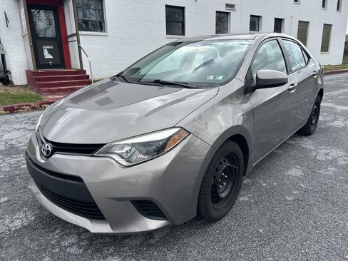 Used 2014 Toyota Corolla LE image 13