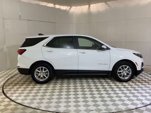 Used 2024 Chevrolet Equinox LT w/ LPO, Floor Liner Package image 9