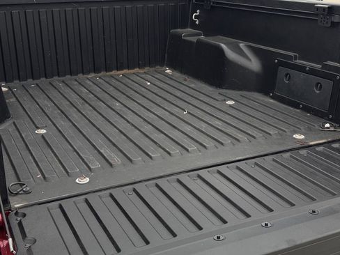 Used 2018 Toyota Tacoma SR w/ SR Convenience Package RWD image 27