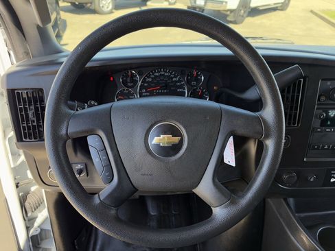 Used 2024 Chevrolet Express 2500 Work Van w/ Driver Convenience Package image 14