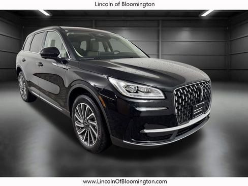 New 2026 Lincoln Corsair Reserve image 6