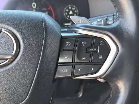 Used 2024 Lexus GX 550 w/ Accessory Package (31) AWD/4WD image 20