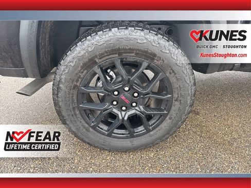 Used 2026 GMC Canyon Elevation w/ Convenience Package image 14