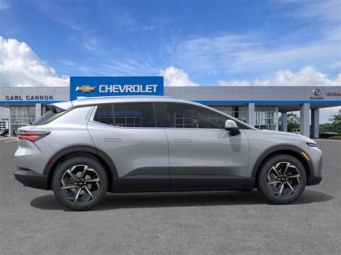 New 2026 Chevrolet Equinox EV LT image 5