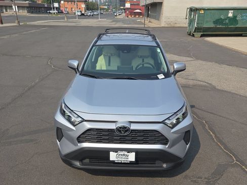 Used 2025 Toyota RAV4 XLE w/ Weather Package AWD/4WD image 9