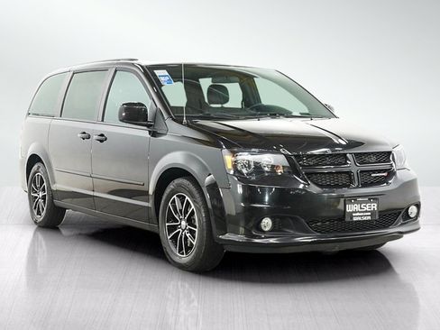Used 2016 Dodge Grand Caravan R/T FWD image 7