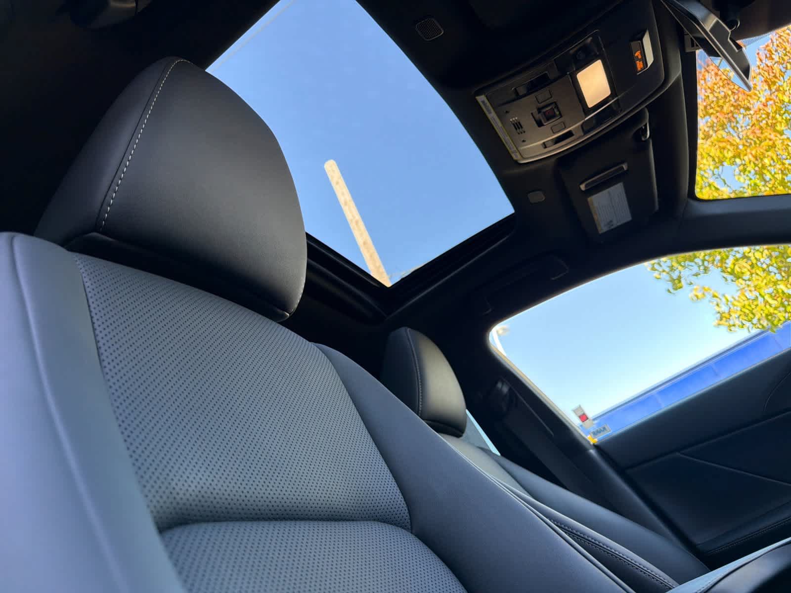Used 2026 Lexus IS 350 F Sport RWD image 17
