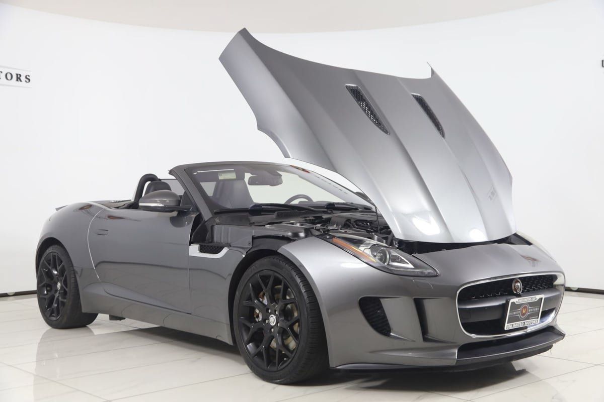 Used 2017 Jaguar F-TYPE Convertible RWD image 20