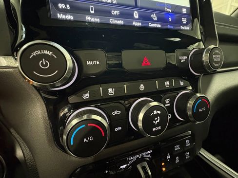 Used 2021 RAM 1500 Laramie image 26