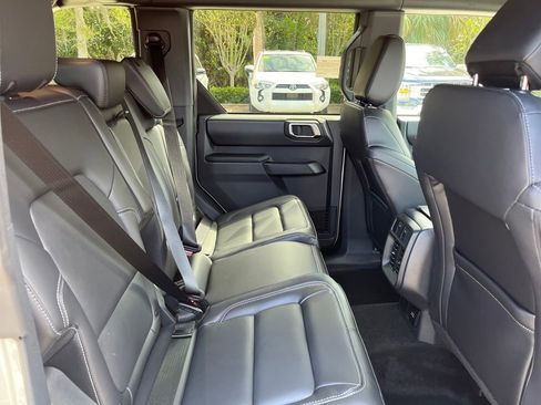New 2026 Ford Bronco Outer Banks AWD/4WD image 30