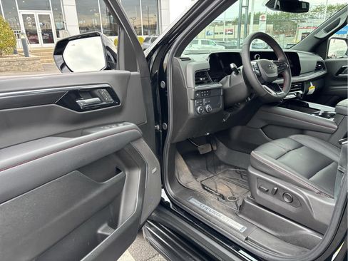 Certified 2025 Chevrolet Tahoe RST w/ Comfort Package image 7