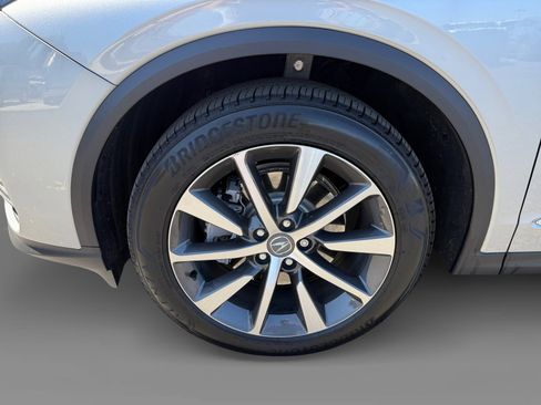 Used 2025 Acura MDX w/ Technology Package image 9