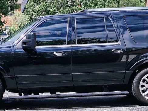 Used 2015 Ford Expedition EL Limited w/ Equipment Group 301A AWD/4WD image 9