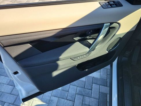 New 2025 Land Rover Discovery Sport S image 23