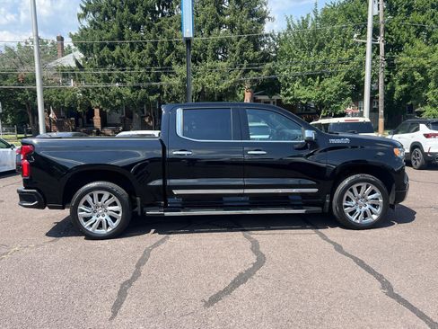 Used 2023 Chevrolet Silverado 1500 High Country w/ High Country Premium Package AWD/4WD image 8
