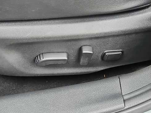 Certified 2023 Nissan Sentra SR w/ SR Premium Package image 26