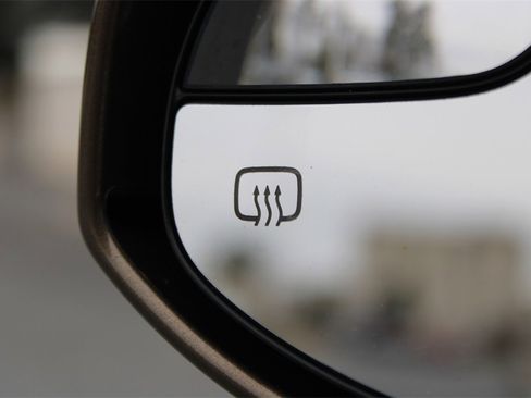 Used 2013 Toyota Venza LE image 28