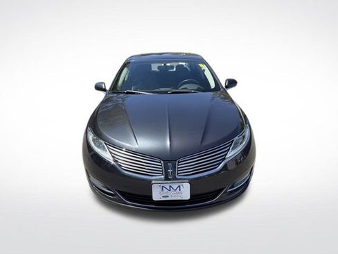 Used 2013 Lincoln MKZ FWD image 2