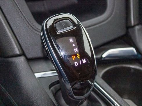 Used 2020 Cadillac XT6 Premium Luxury image 36