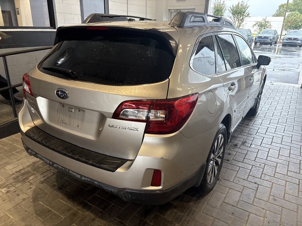 Used 2015 Subaru Outback 2.5i Limited AWD/4WD image 8