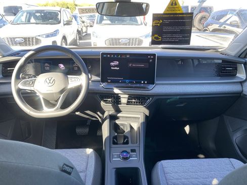 New 2025 Volkswagen Tiguan S image 11