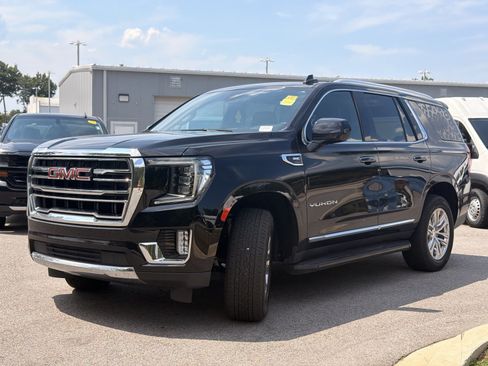 Used 2023 GMC Yukon SLT RWD image 7