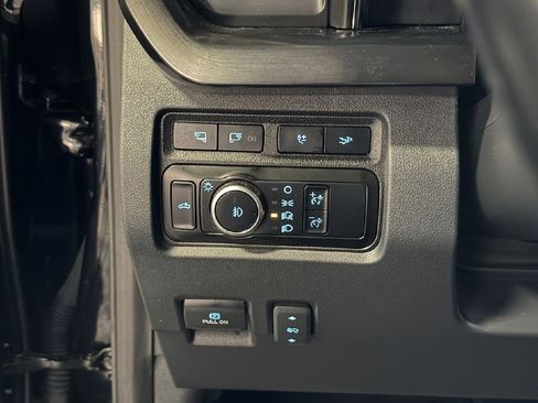 Used 2023 Ford F350 Lariat w/ Lariat Ultimate Package image 28