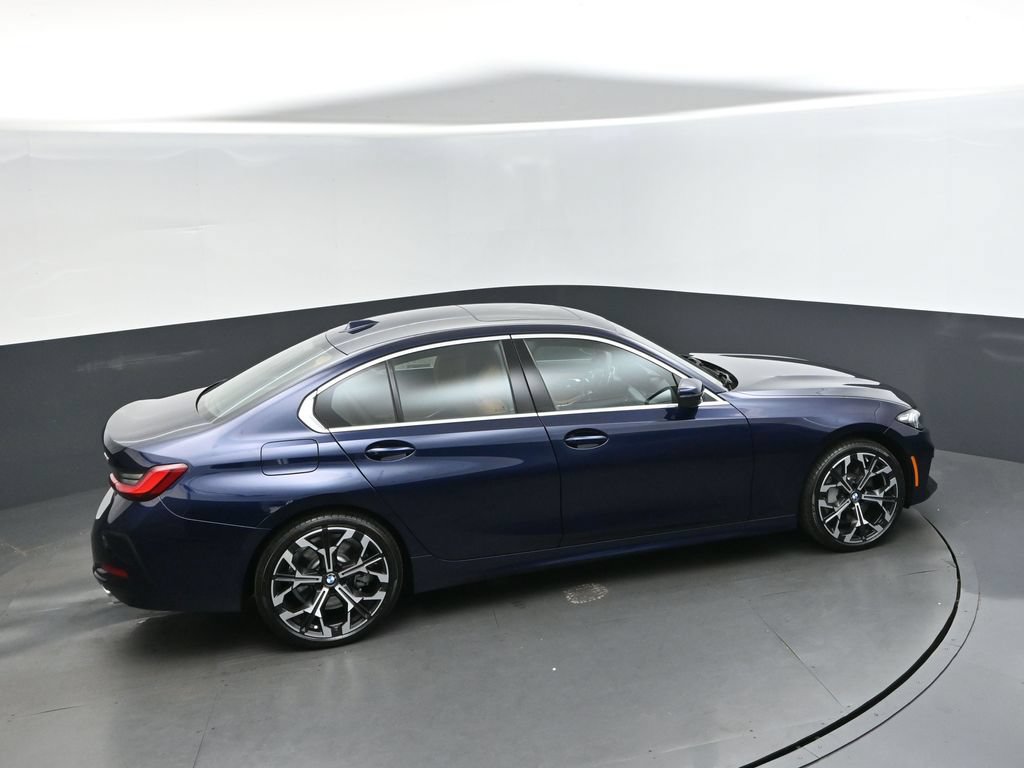 Used 2026 BMW 330i Sedan w/ Convenience Package RWD image 35