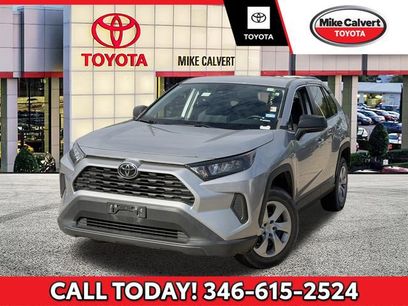 Used 2022 Toyota RAV4 LE