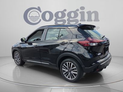Used 2024 Nissan Kicks SR
