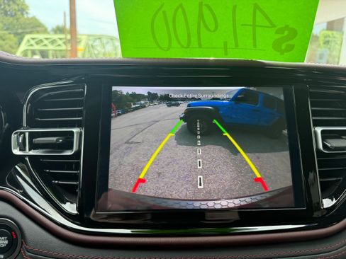 Used 2023 Dodge Durango Citadel image 25