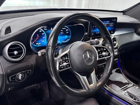 Used 2020 Mercedes-Benz GLC 300 4MATIC image 10