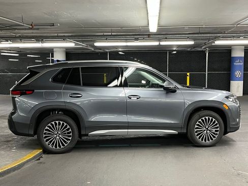 New 2026 Volkswagen Tiguan S image 38